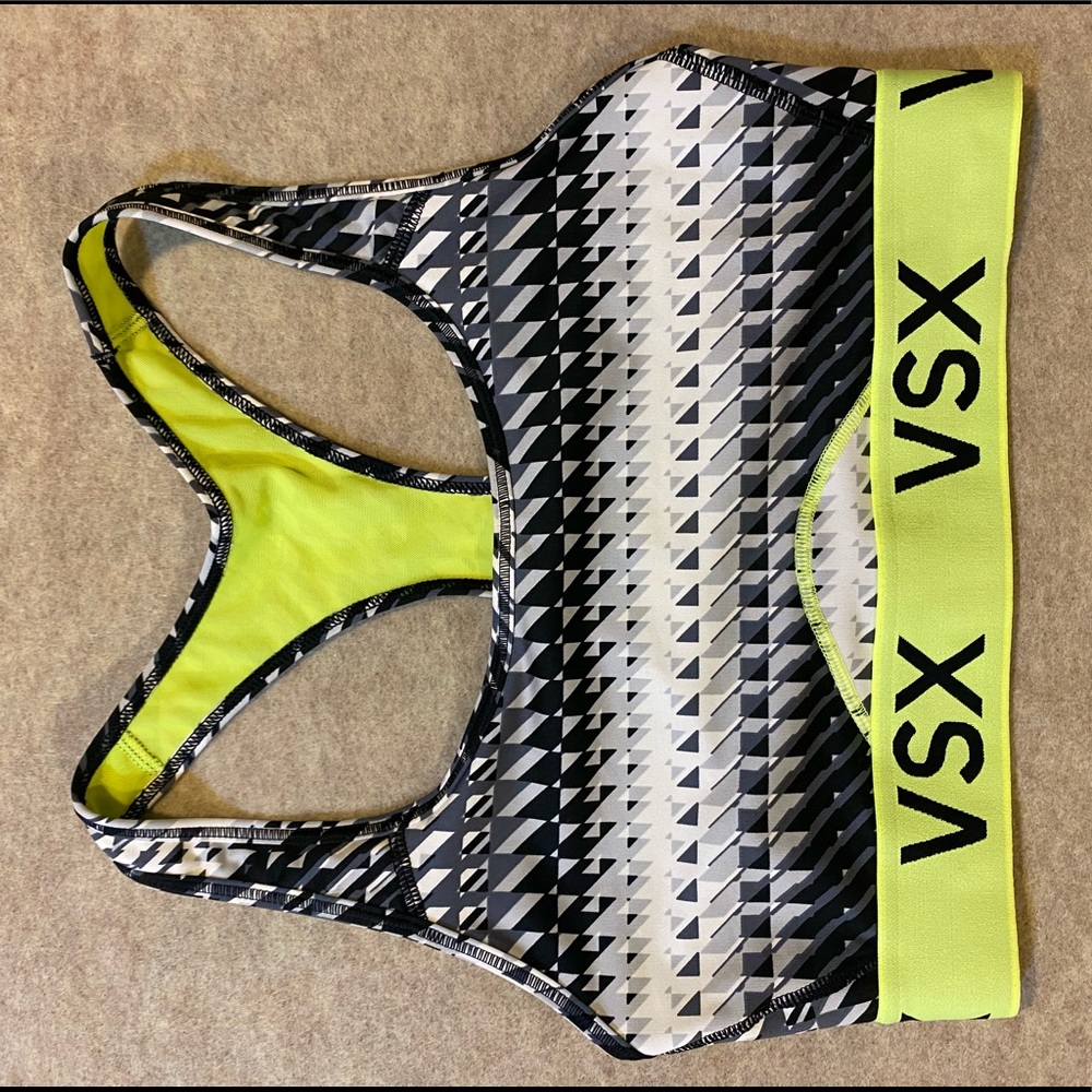 Victoria’s Secret VSX Sports Bra S